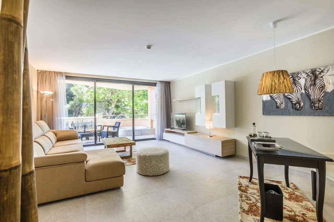 *****  Lago Garden Apart-Suites & Spa Hotel Cala Ratjada  Spain